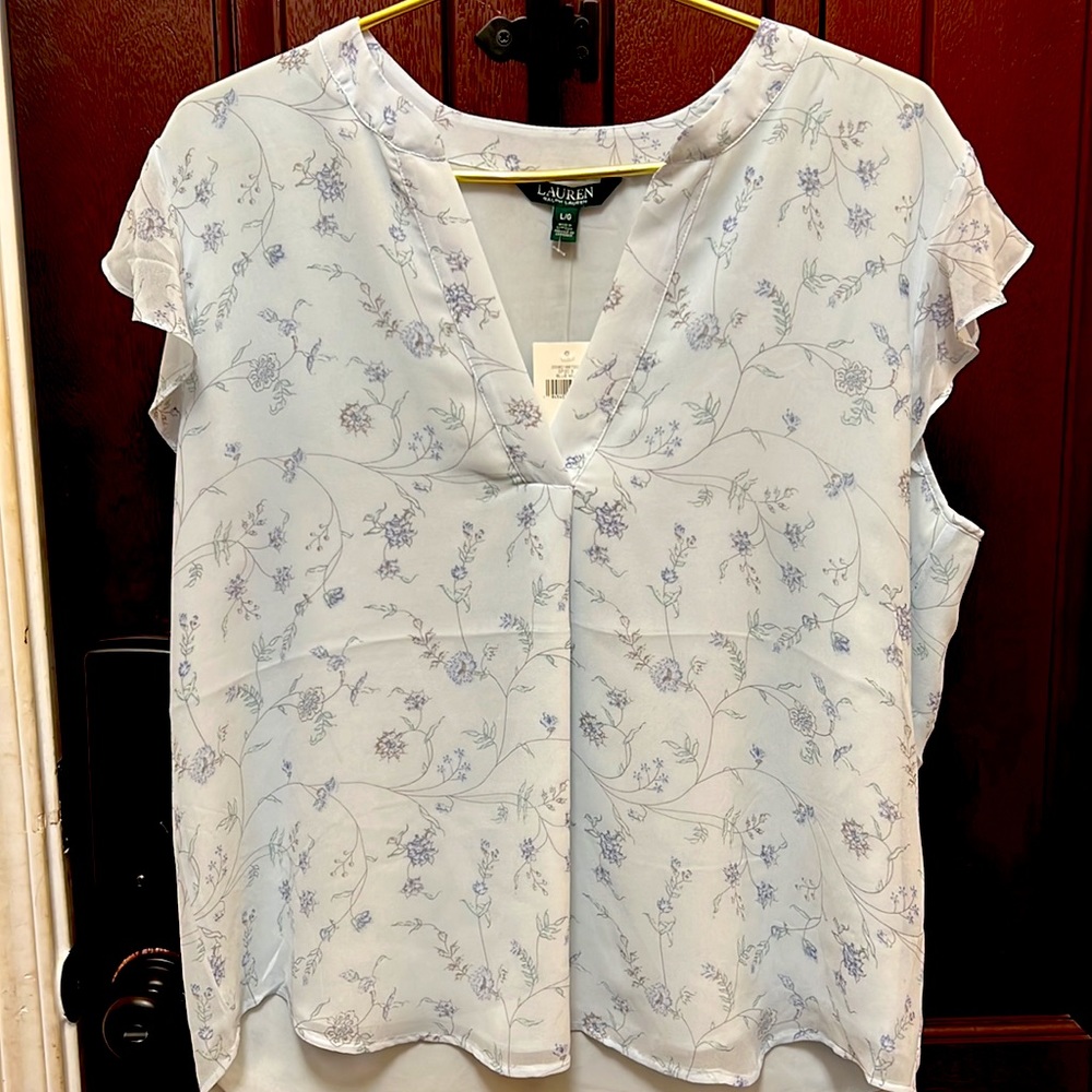 Lauren Ralph Lauren NWT Pastel Blue Floral V Neck Short Sleeve Shirt